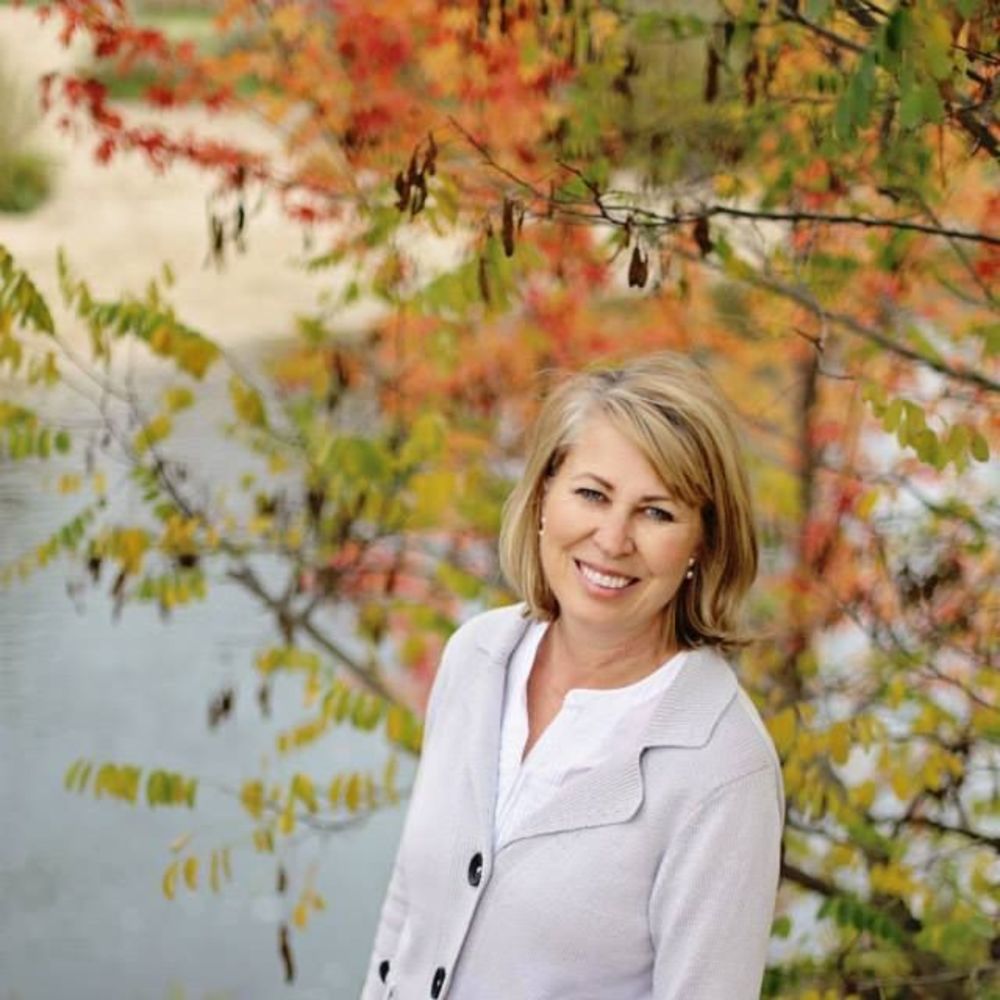 Meet your Posher, Lori